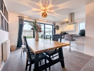 Photo 31- click for photo gallery